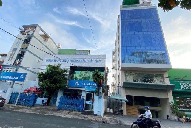 Hạ giá 10 tỷ bán nhà mặt tiền Phan Đăng Lưu, P7, Quận Phú Nhuận. DT: 9 x 21m, 3 lầu. Gía 28 tỷ TL