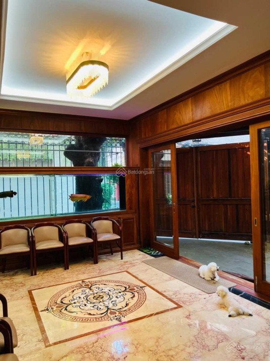 BÁN NHÀ CÓ 'HĐT 10.000$' TẠI Thạch Thị Thanh.P,TĐ.Q,1.DT:4x18.KC:3 tầng.Giá:22,9 tỷtỷ