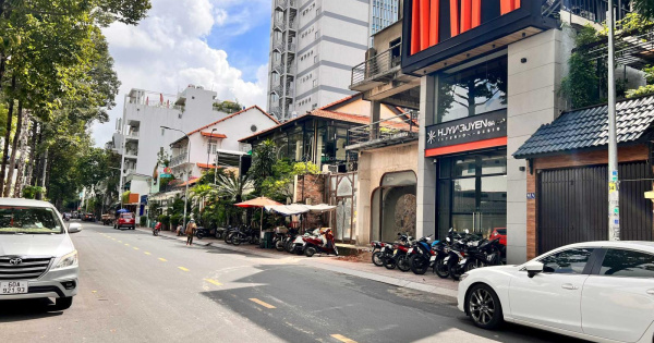 Định cư cần Bán nhà 2 mặt tiền Hồ Xuân Hương 14 x 23m, 2 lầu, vuông vức, GPXD hầm 7 lầu,P6,Q3