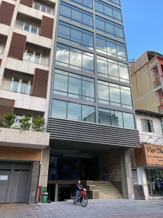 Cần bán gấp toà nhà văn phòng Hai Bà Trưng, P6, Q3 (9x30m, hầm 10 tầng) hđ thuê 500tr/th Giá 170 tỷ. TL.