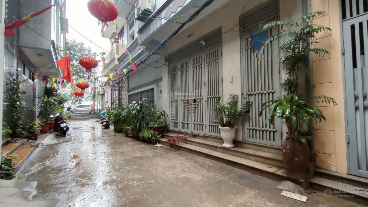 Bán nhà Mặt phố Hà Đông Trần văn Chuông, 3 Tầng- Ô Tô Kinh Doanh, 40 m2 gíá nhỉnh 5 tỷ.