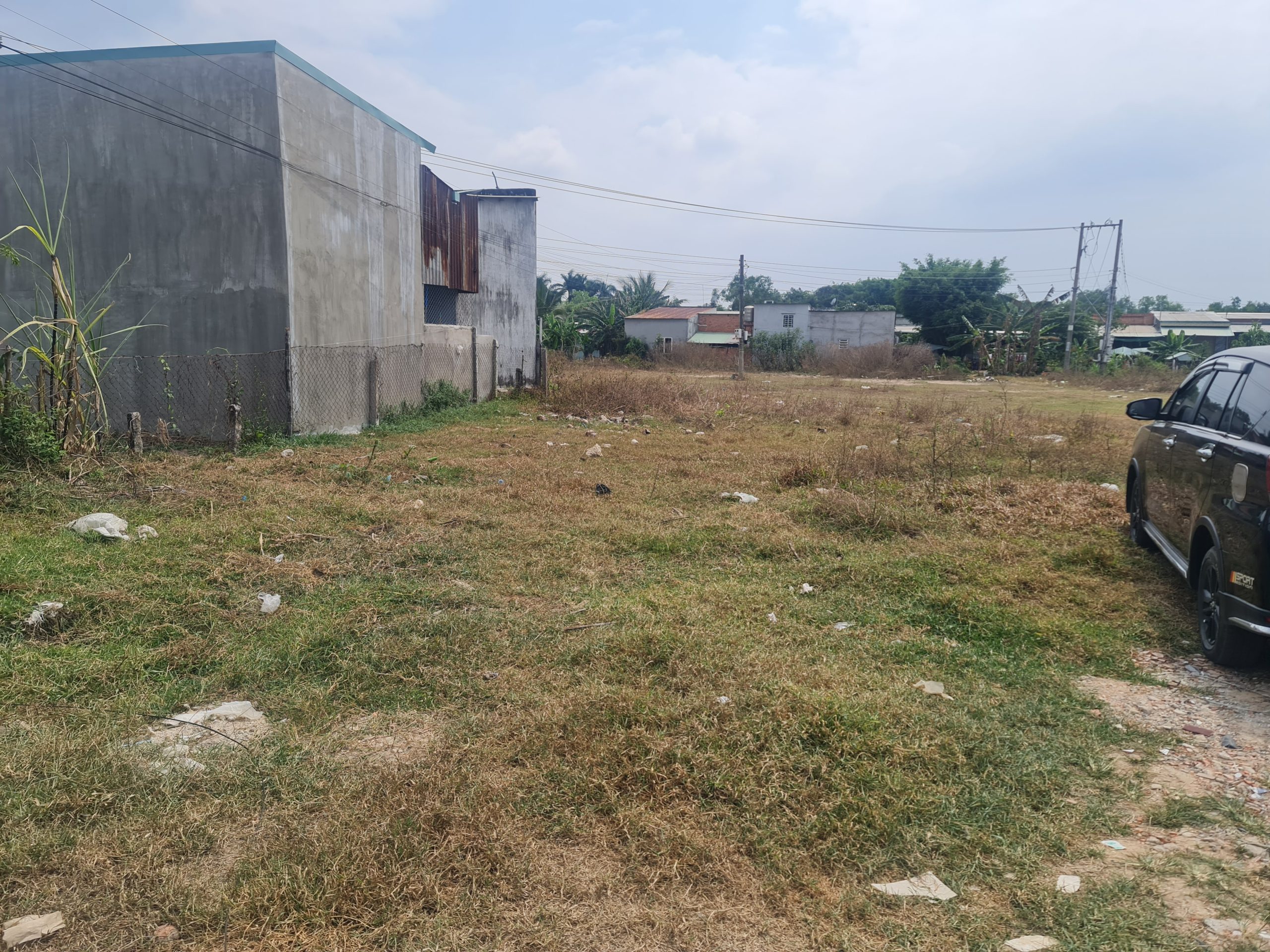 bán 2 lô đất ngay đường QLN2, chân dài như hoa hậu, gần cây xăng An Phú