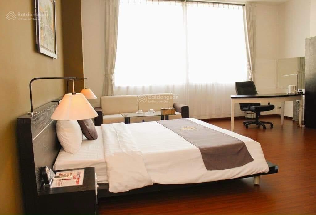 Mặt phố vỉa hè kinh doanh sầm uất - đườngNguyễn Khuyến - P Văn Quán Q Hà Đông - 80m2 5 tầng chỉ 17tỷ