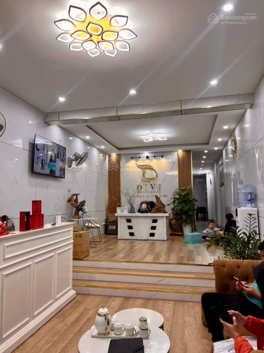 Siêu phẩm thang máy kinh doanh, view khu vui chơi, chân 4 tòa chung cư, cạnh Aeon mall