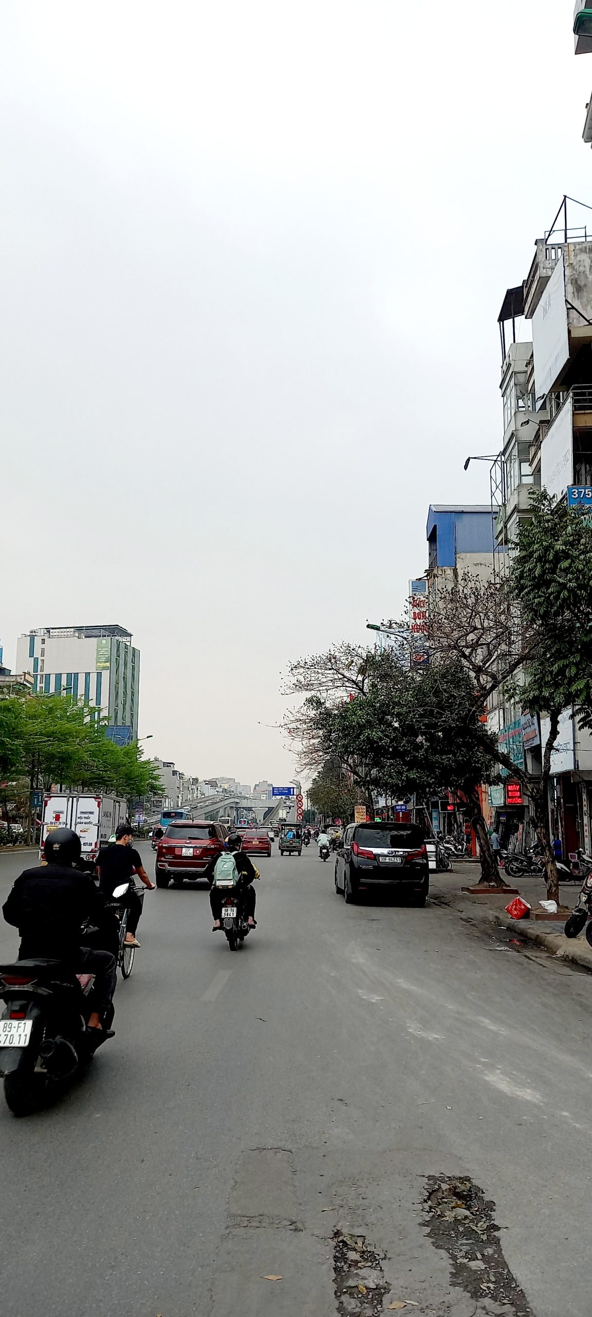 MẶT PHỐ, ĐƯỜNG VÀNH ĐAI,VỈA HÈ RỘNG 130m2X2T, MT 5m 33 tỷ