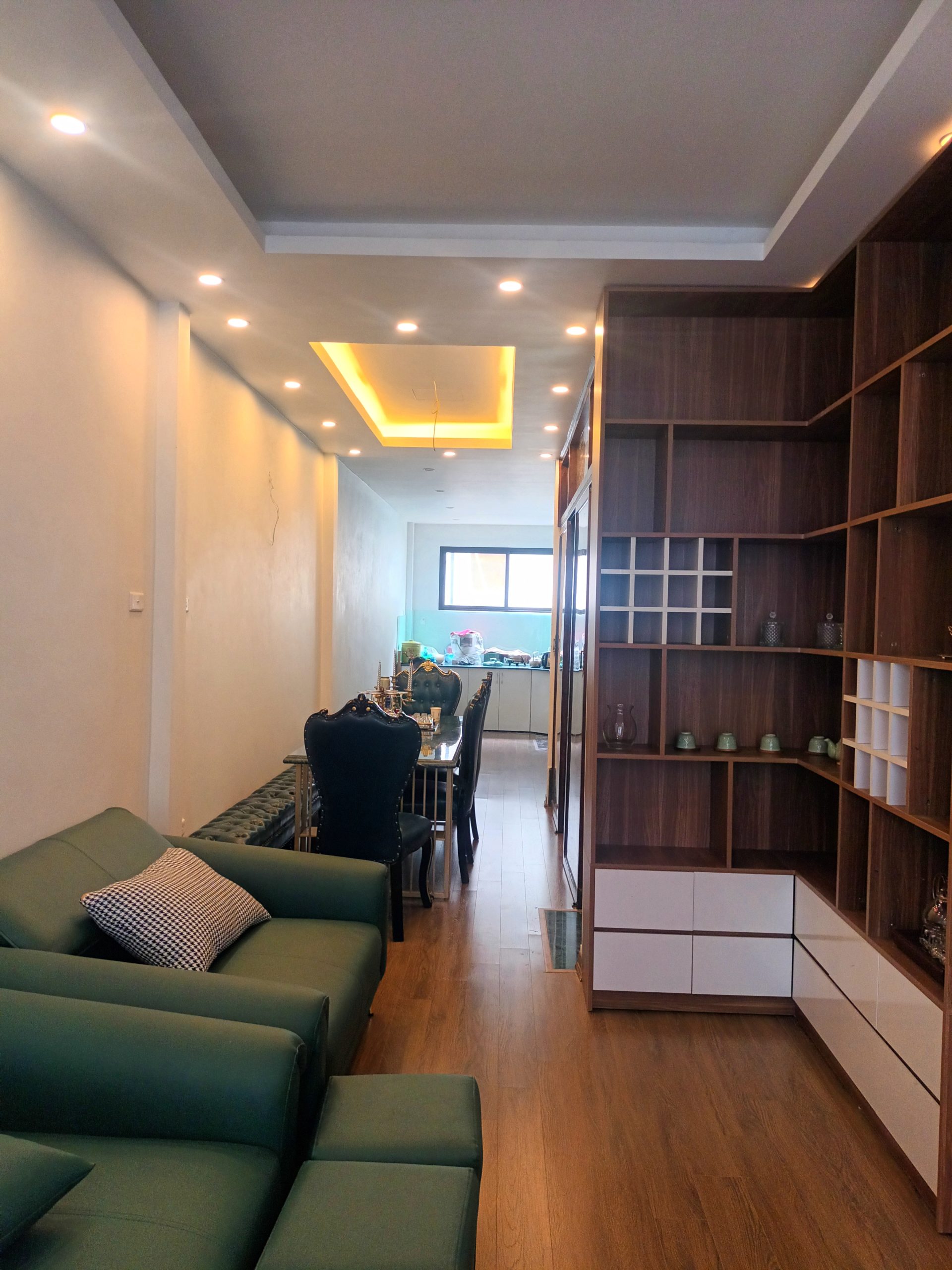 Bán nhà ngõ 17 Nam Dư, Lĩnh Nam, Hoàng Mai diện tích 43m² x 5 tầng giá 3.65 tỷ