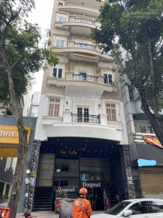 Cho thuê nhà MT đường Pastuer Q1.Diện tích:8x20m.Kết cấu:1 hầm,1 trệt,6 tầng.250tr/th