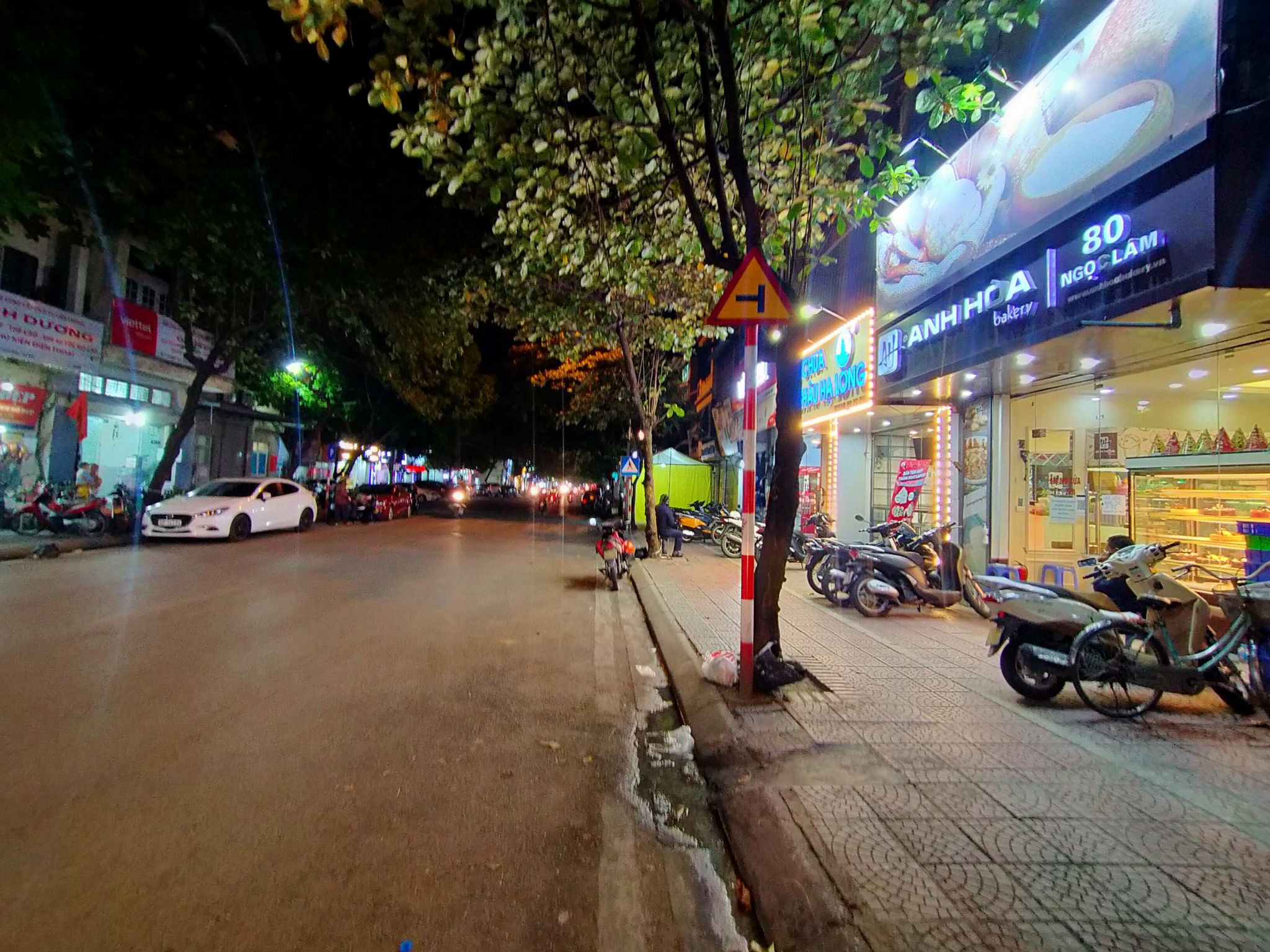 THÔNG SỐ HÓT, MẶT PHỐ NGỌC LÂM GẦN 7M, VỈA HÈ 7M,KD SẦM UẤT 100m, 23,8 TỶ