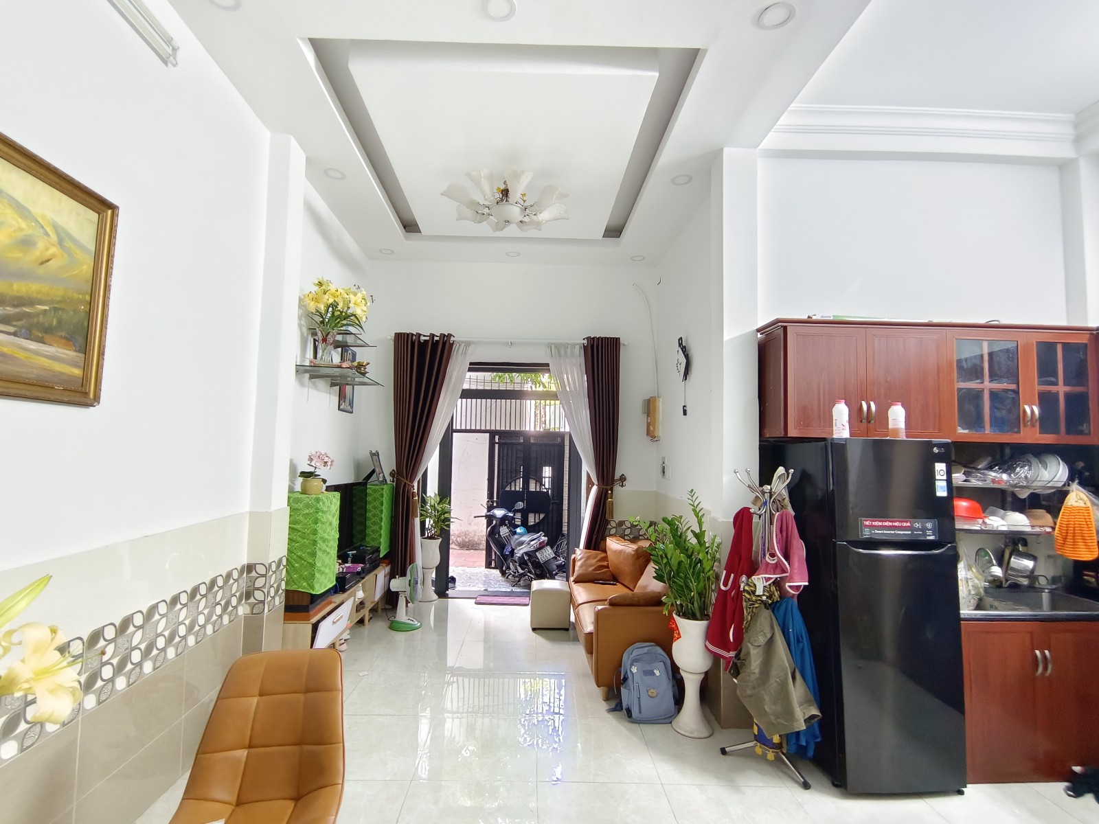 Phạm Văn Hai P2 Tân Bình 4 tầng 3pn 60m2 chỉ nhỉnh 6 tỉ