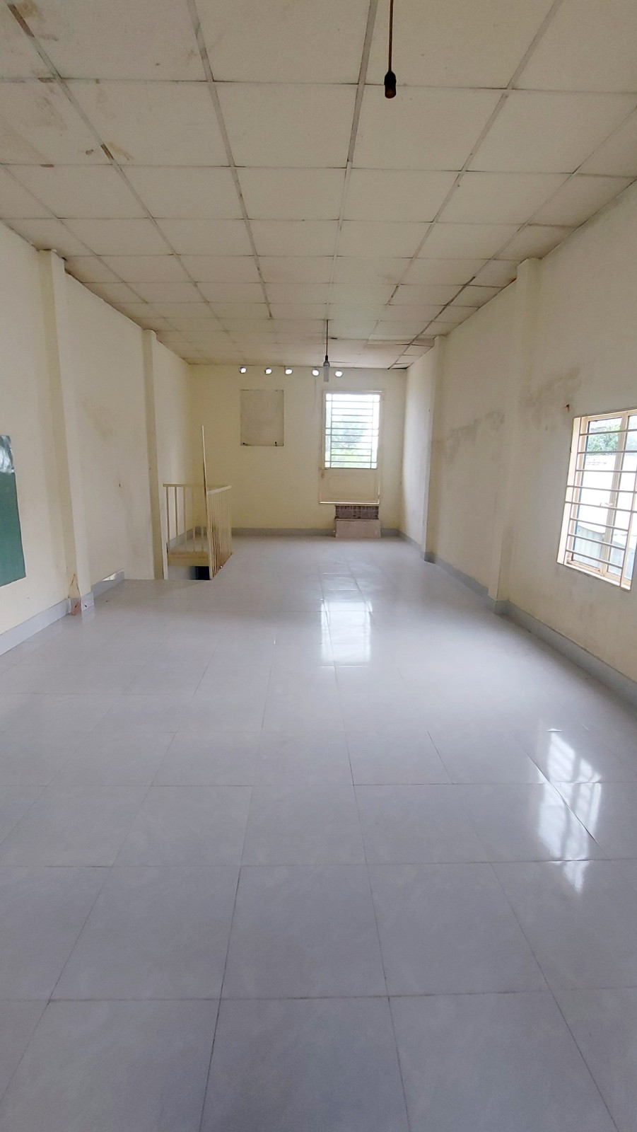 Ngộp chủ gấp bán C4 Hẻm xe hơi Tô Ngọc Vân Quận 12 ngang 5m chỉ 3 tỷ nhỉnh 65m2