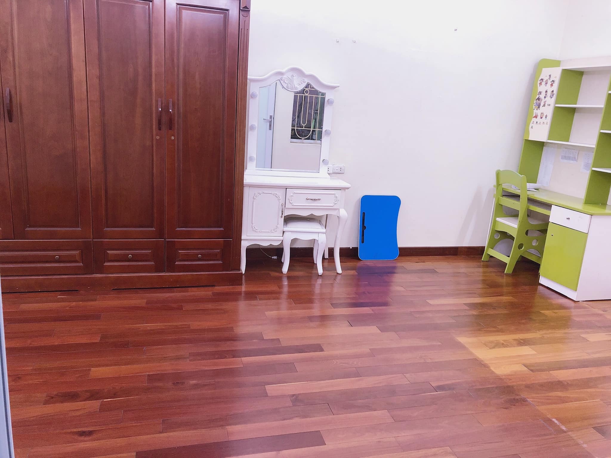 Bán nhà Nguyễn Ngọc Vũ, 115m2-11 tỷ, rẻ nhất phố, sẵn 10 phòng cho thuê 40tr/tháng