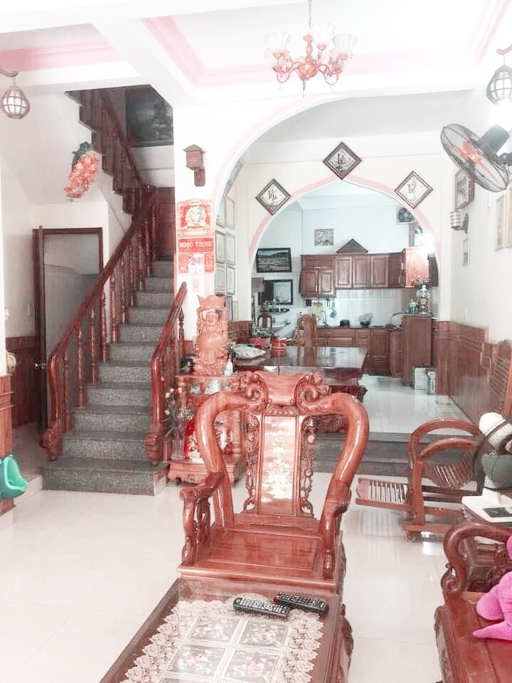 Bán nhà mặt tiền đường Lê Anh Xuân, Quận Hải Châu, 3 tầng, DT 68 m2, Gần trường Sky Line. Ô tô đỗ. Chỉ 4,85 tỷ.