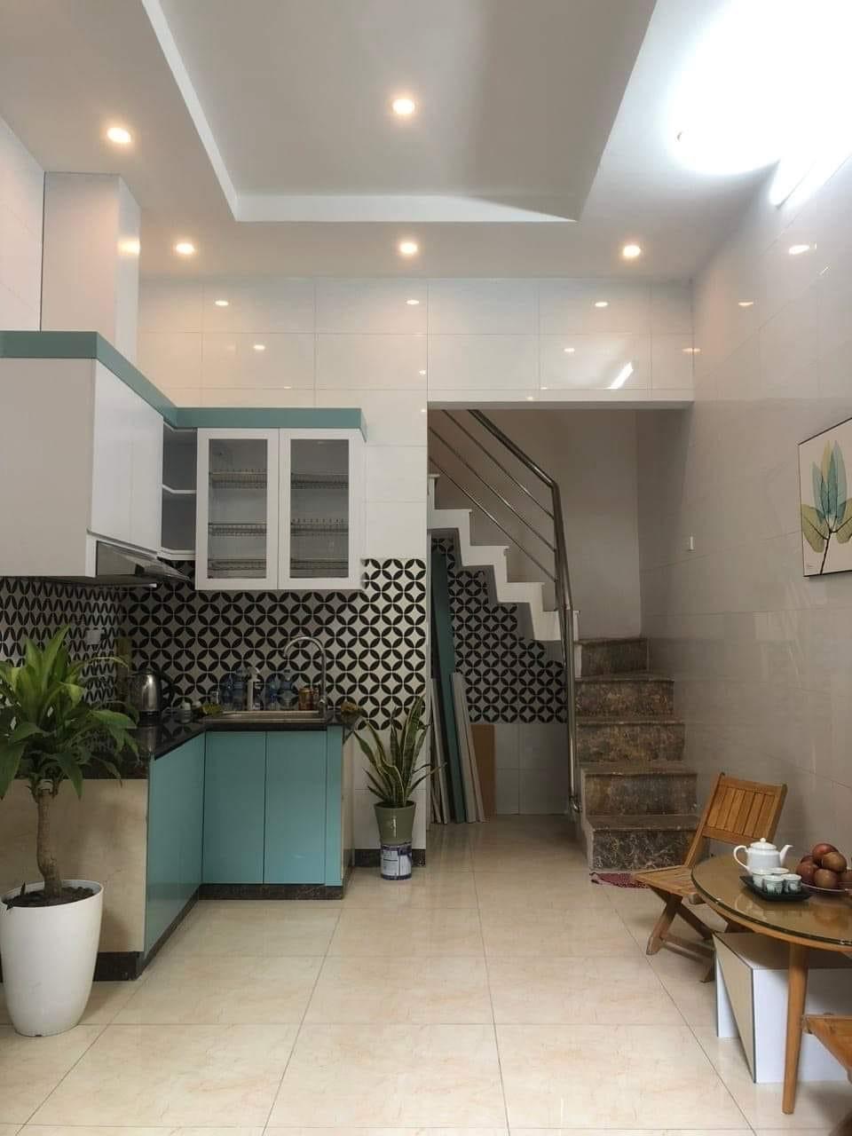 BÁN NHÀ TRƯỜNG CHINH QUẬN ĐỐNG ĐA - 25M 4 TẦNG MT 4M - LÔ GÓC NHÀ MỚI NGÕ THÔNG Ở SƯỚNG SỔ ĐỎ NỞ HẬU