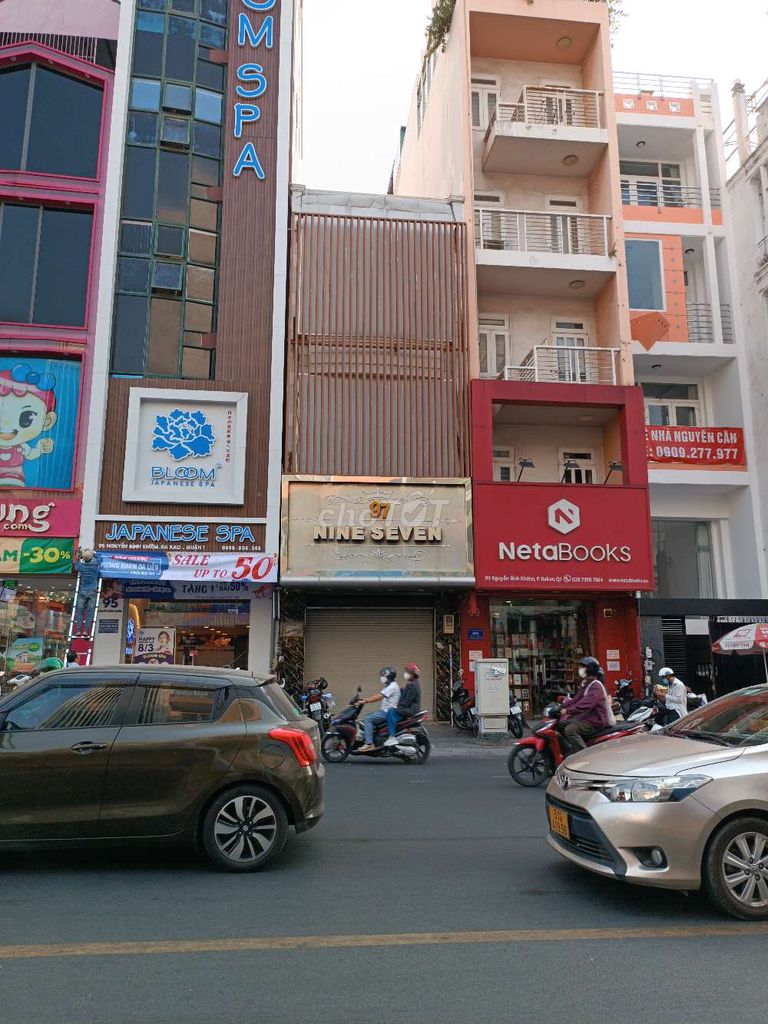 Ngang 6,2m. Bán đất mặt tiền Nguyễn Thiện Thuật, Quận 3, 2 số nhà.