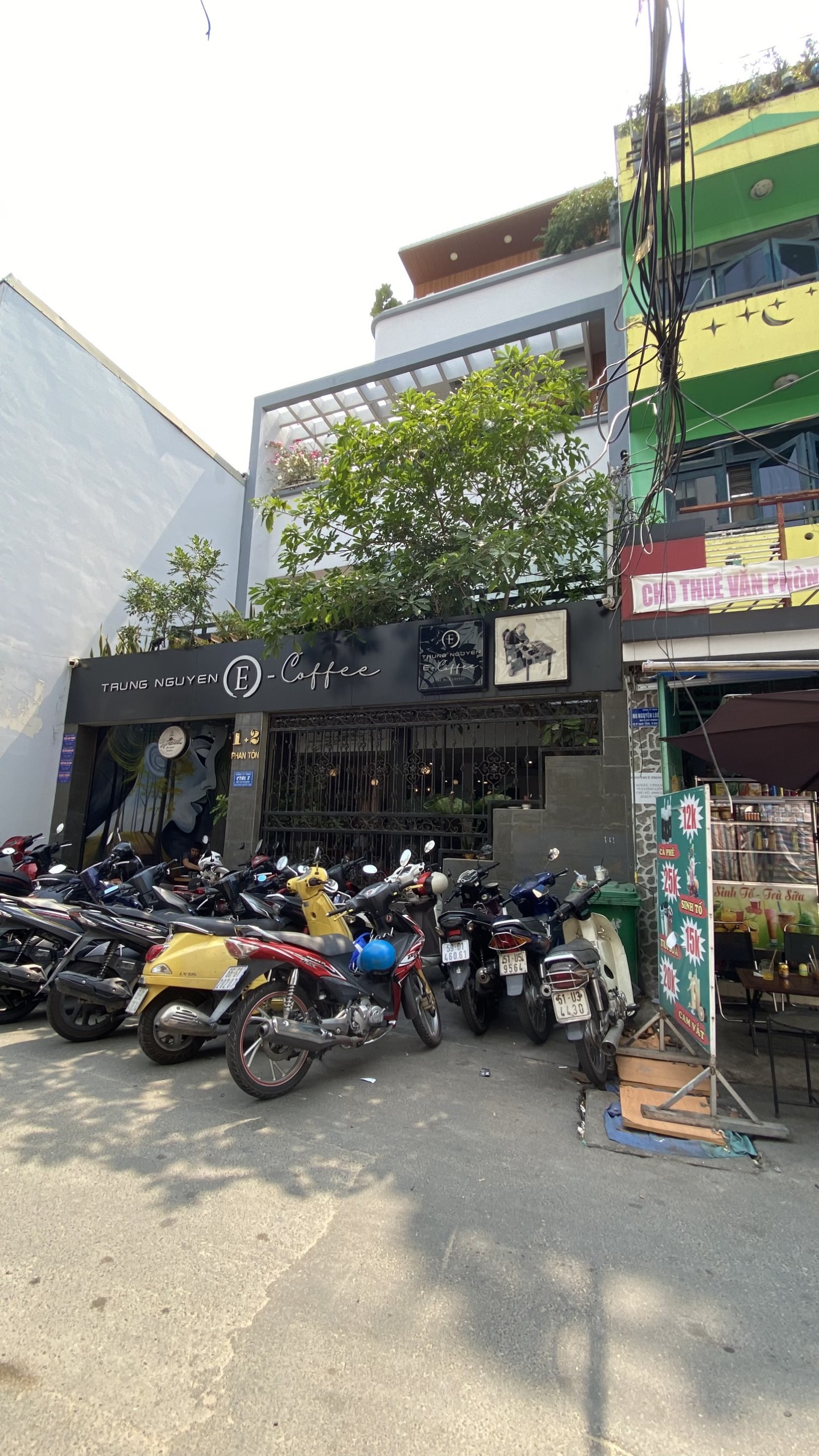 Bán nhà MT đường Phan Tôn, P. Đa Kao, Quận 1, DT: 8x26M, CN: 210M2, giá chỉ 62 tỷ.