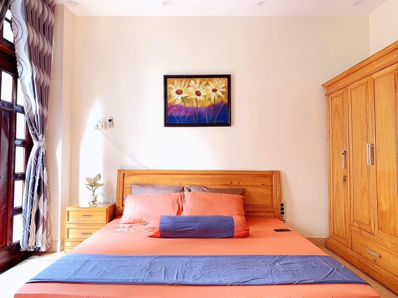 Mặt tiền Tôn Thất Hiệp, Quân 11, 90m2, 5 tầng, kinh doanh đỉnh, giá rẻ