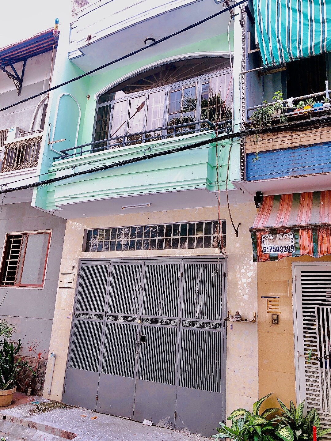 Bán nhà hẻm 8m vip khu nhà phố đường Tân Qúy,DT:4x10m đúc 2 tấm giá 4.5 tỷ