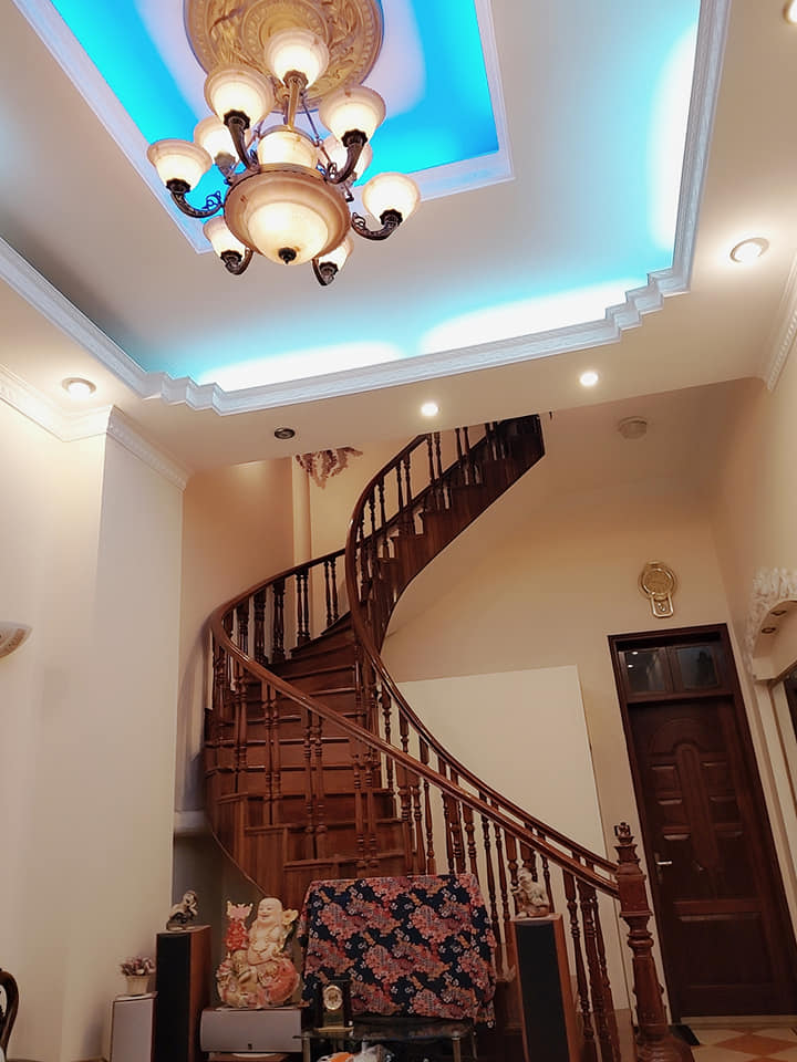 Bán nhà Nghĩa Đô 70m2, phân lô ô tô đỗ, 2 mặt tiền, 4 tầng dân xây chắc chắn, ở+kd, 18 tỷ