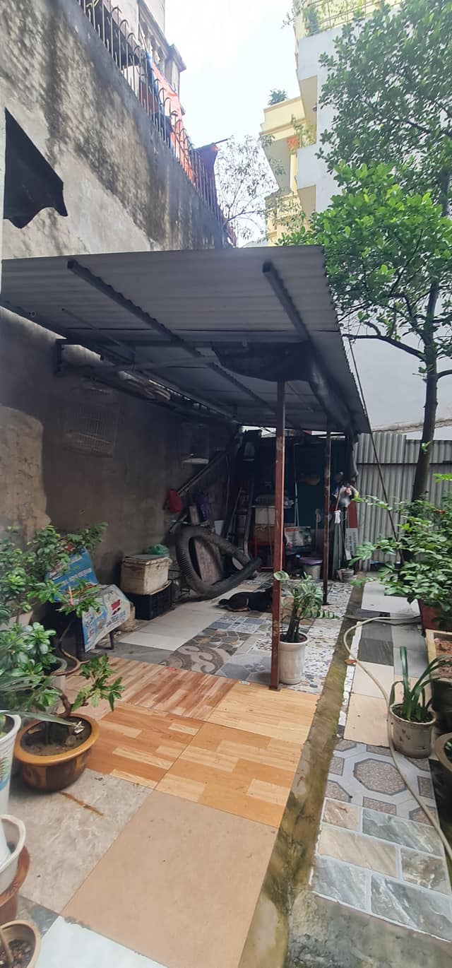 BÁN ĐẤT GIÁP BÁT KIM ĐỒNG TẶNG NHÀ 3 TẦNG 96M2 MẶT TIỀN 5.6M – CỰC GẦN PHỐ - GIÁ 7.4 TỶ