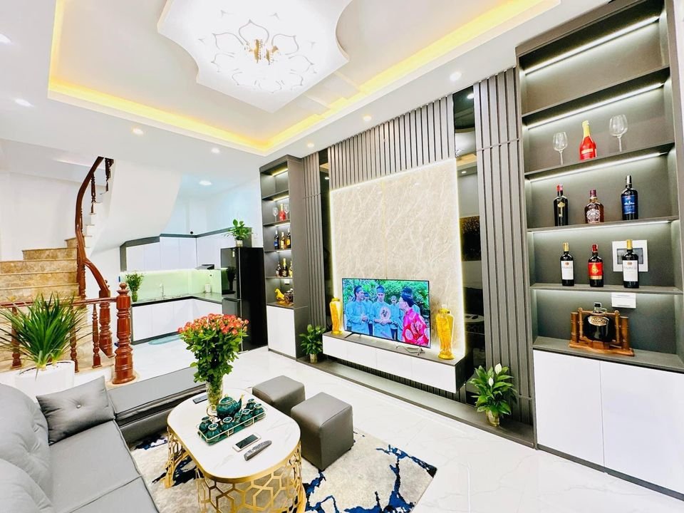 Bán nhà phố Xuân Đỉnh 39m2 5tầng chào 3.3tỷ Ngõ ôtô dừng đỗ thoải mái 0337628046