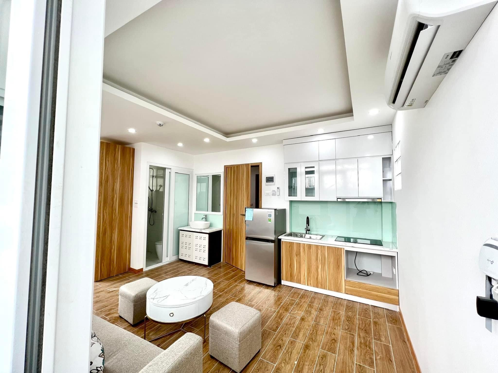 CCMN 7 TẦNG THANG MÁY - CÁCH PHỐ 80M - VIEW HỒ TÂY