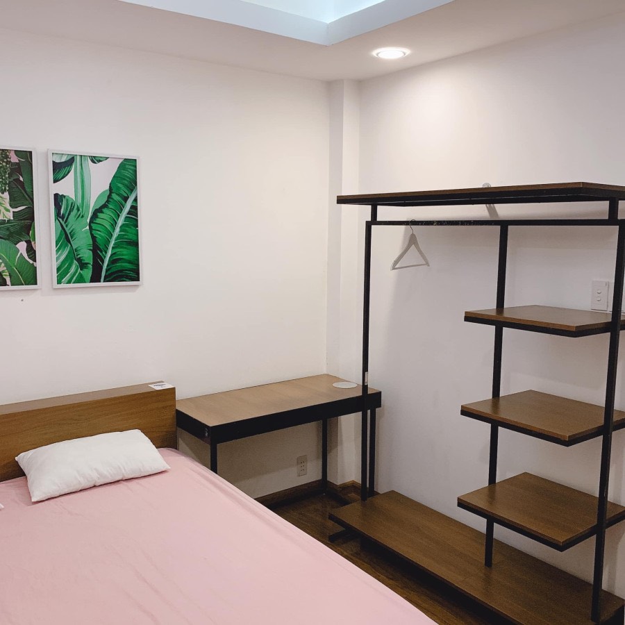 Cho thuê nhà đường Lê Văn Duyệt. 5PN giá 23tr/th (TL)