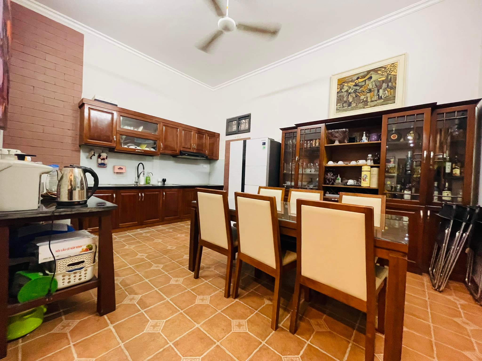 MẶT PHỐ quận HBT 65mx 5 tầng đường 2 chiều kinh doanh sầm uất