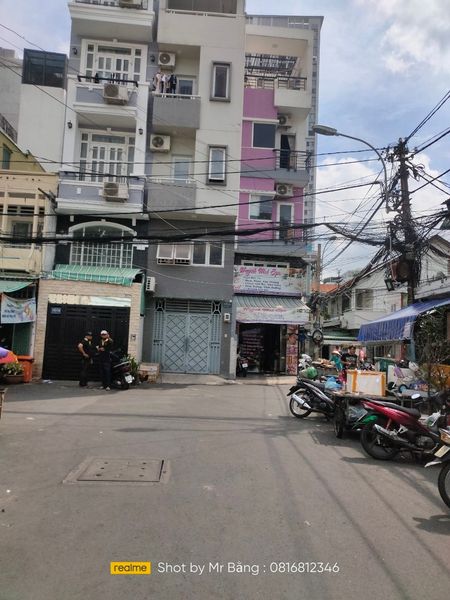 bán nhà đường bến vân đồn quận 4 - 80m2 - 5 tầng - hxh giá 10 tỉ 500