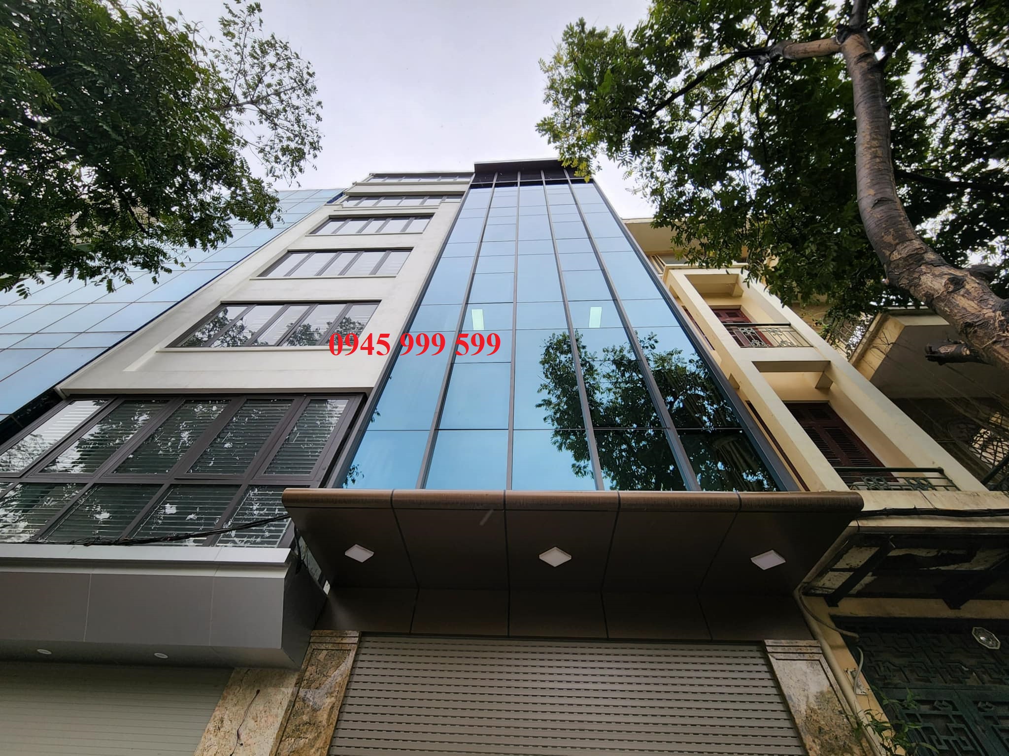Bán 110m2 nhà 8 tầng mặt phố Nhân Hòa Thanh Xuân 26 tỷ.