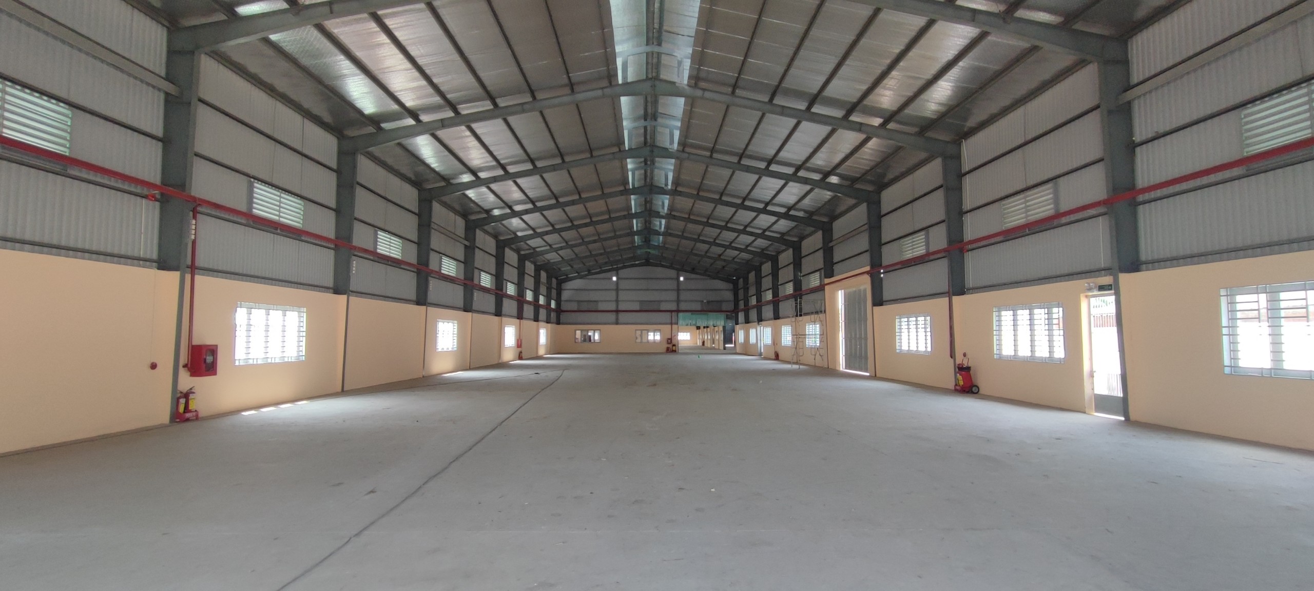 Cho thuê kho xưởng mặt tiền đường Nguyễn Hữu Trí, xã Tân Bửu, huyện Bến Lức, tỉnh Long An