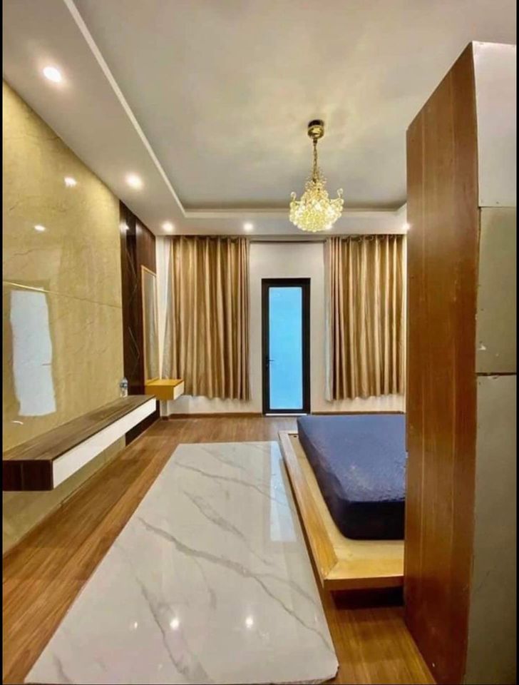 BÁN NHÀ NGUYỄN KHUYẾN HÀ ĐÔNG 68M 5 TẦNG NHỈNH 6 TỶ.