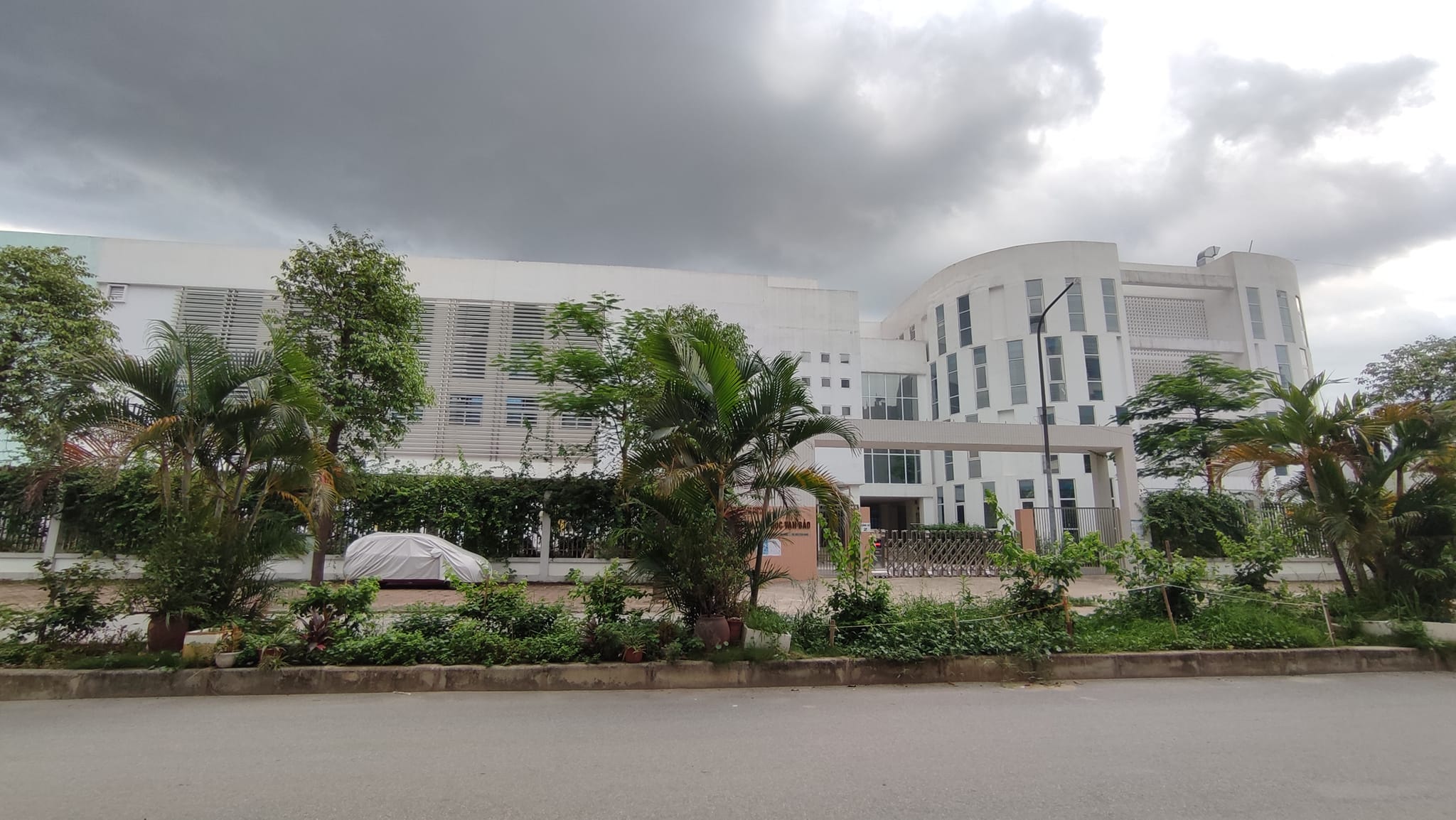 BÁN NHÀ PHỐ LỤA HÀ ĐÔNG TRUNG TÂM Ô TÔ VÀO NHÀ KD TỐT 41M2 GIÁ 6 TỶ 0973497885