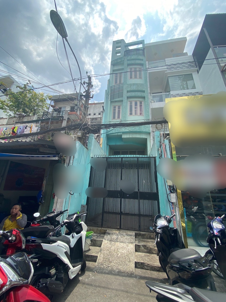 Cho thuê nhà MT Cao Đạt. 5P, 5WC. Giá: 25 tr/th