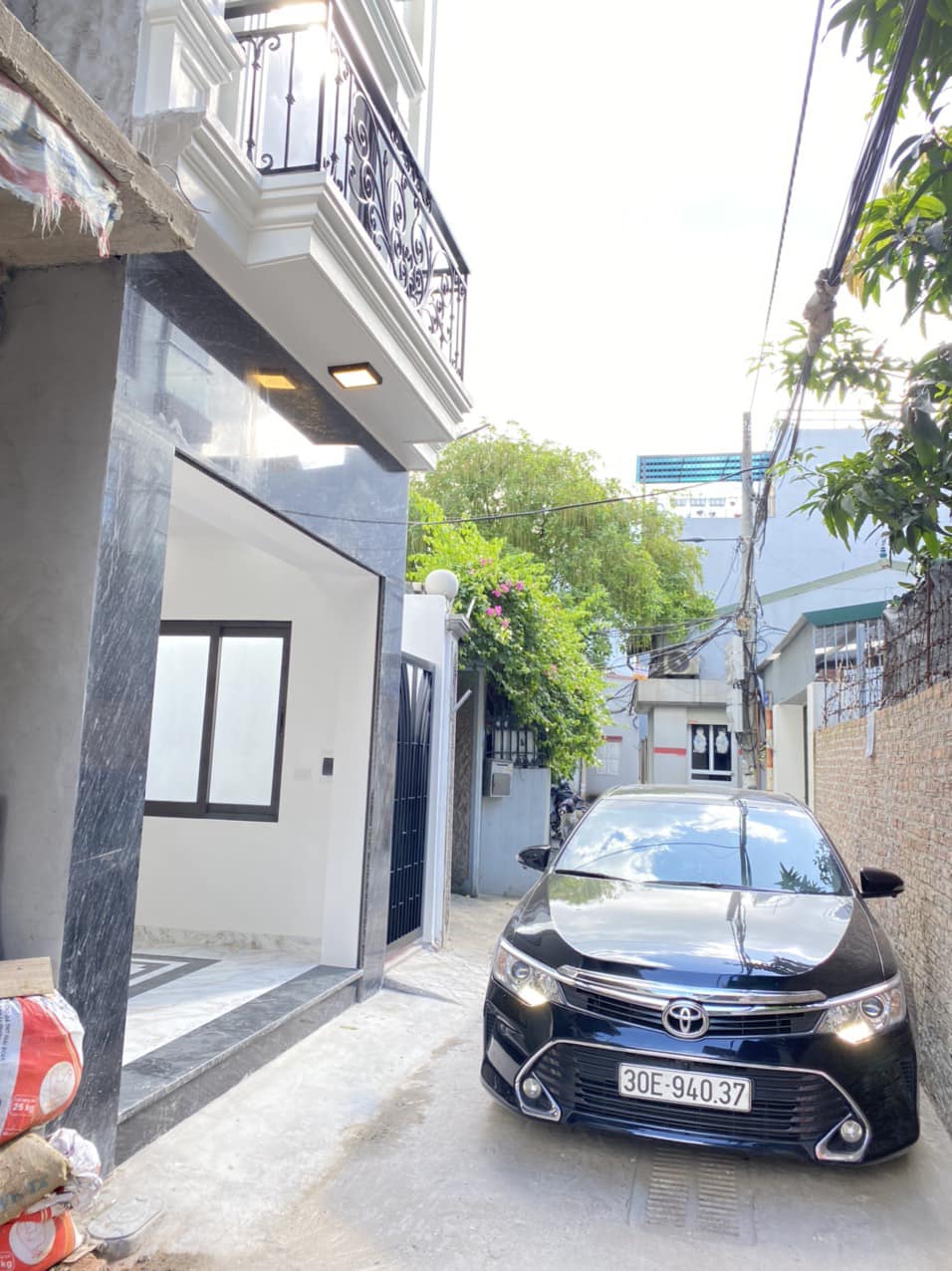 Bán Nhà THẠCH BÀN 55m2 x 5 tầng, mt 4.6m ,4.1 tỷ ngõ Ô TÔ