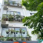 GIA ĐÌNH CẦN BÁN NHÀ PHÂN LÔ, NGÕ 61 LẠC TRUNG 2 MẶT NGÕ, GARA, Ở YÊN TĨNH