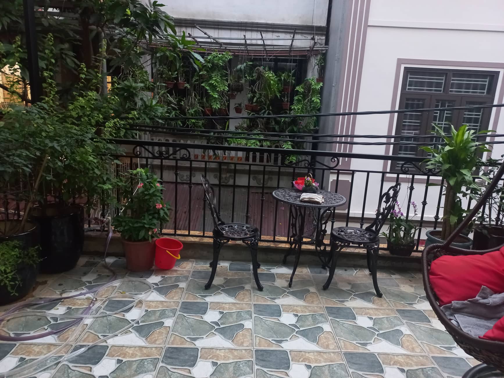 Nhà lô góc,Mặt ngõ,Thông,Gần phố ,KD ,oto Ngọc Lâm, Long Biên 70m 4T, nhỉnh 8ty.