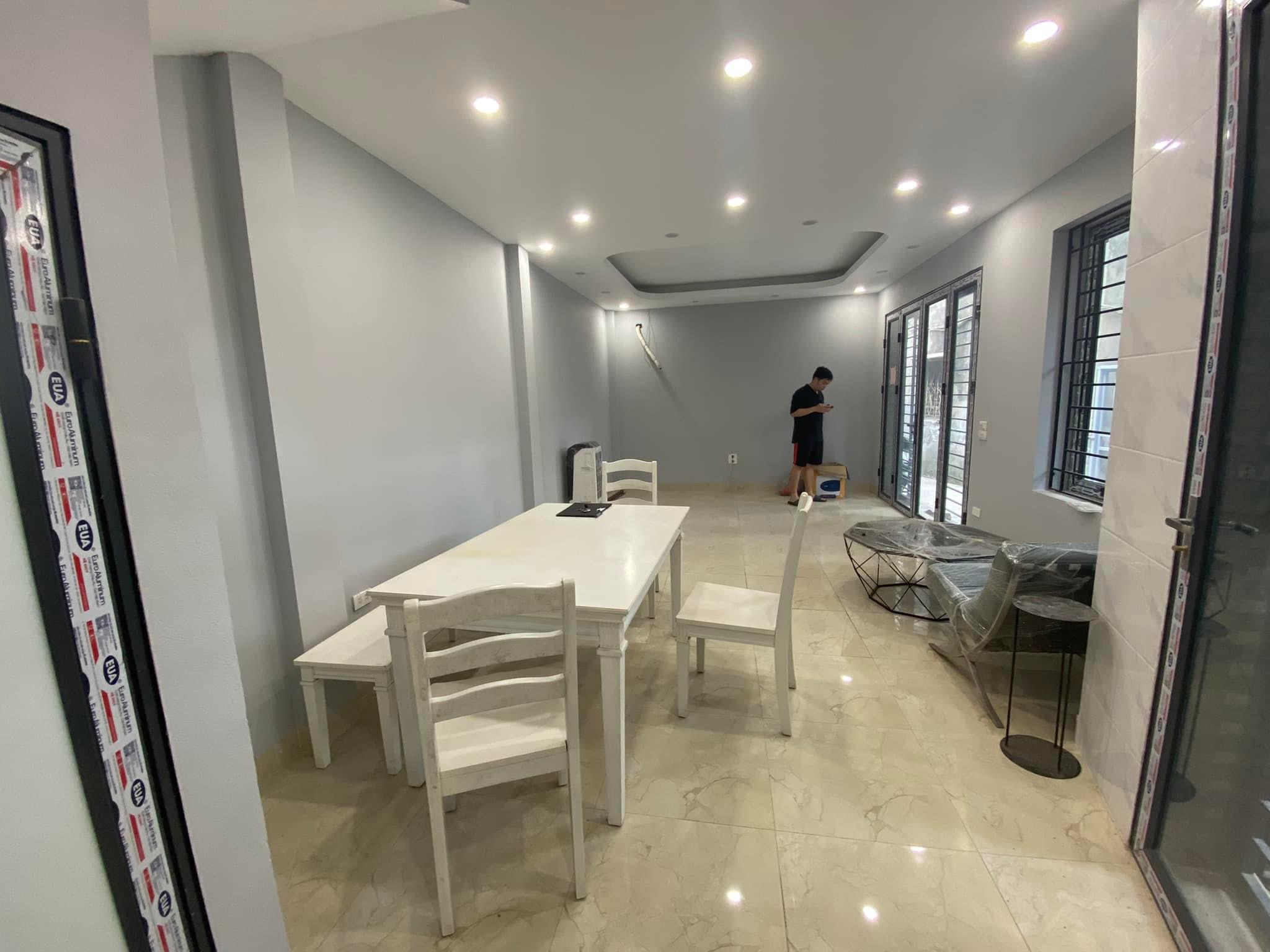 Bán nhà Minh Khai 60 m-5 tầng-6,8 tỷ NHÀ ĐẸP QUẬN HAI BÀ TRƯNG 1 NHÀ RA PHỐ - 10 m RA MẶT ĐƯỜNG ÔT Ô TRÁNH - VỊ TRÍ ĐẸP - NHÀ MỚI THIẾT KẾ HIỆN ĐẠI