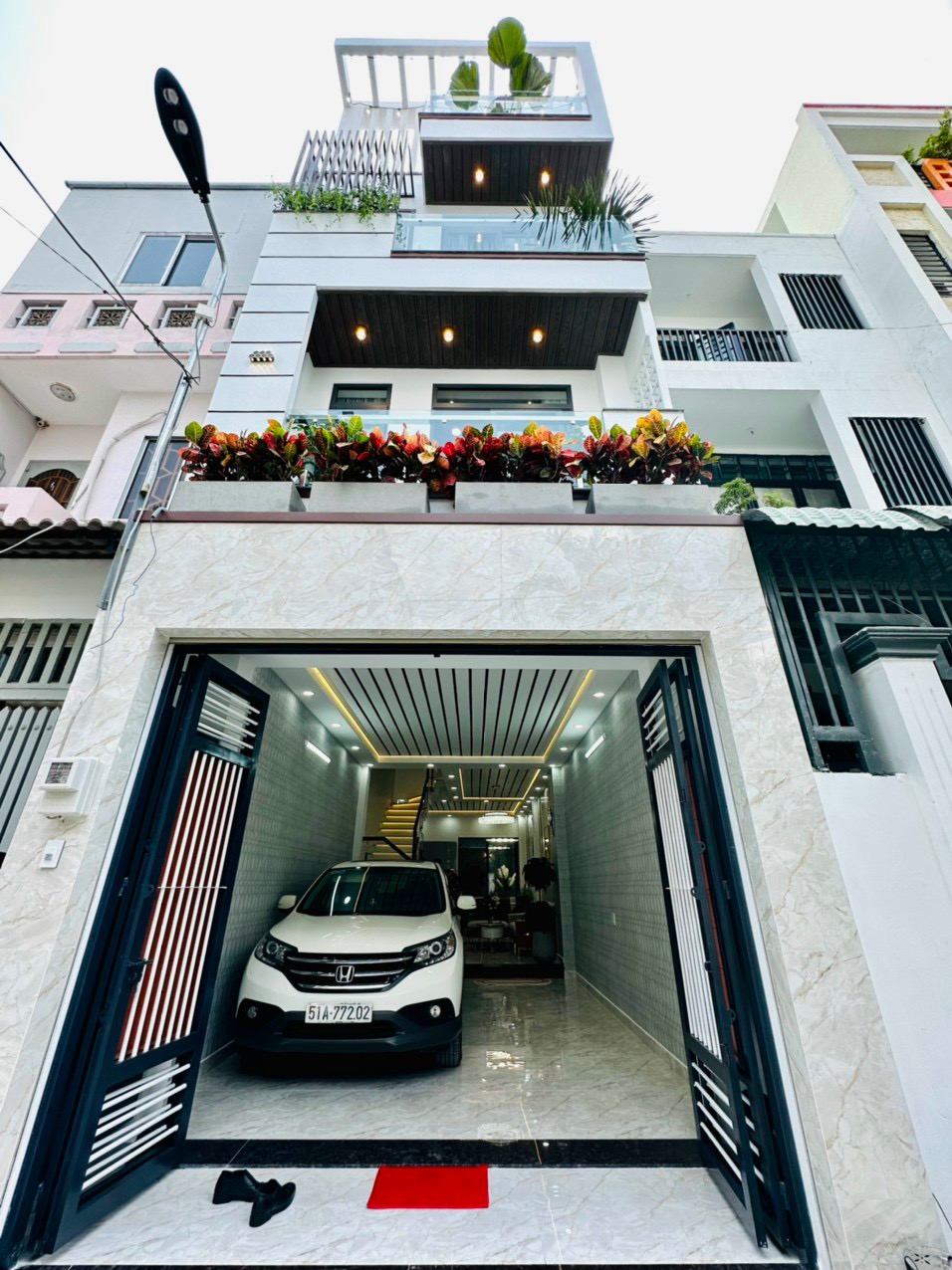 Bán Nhà Phố Đẹp Đường Nguyễn Văn Khối, Phường 08, Quận Gò Vấp, Hồ Chí Minh