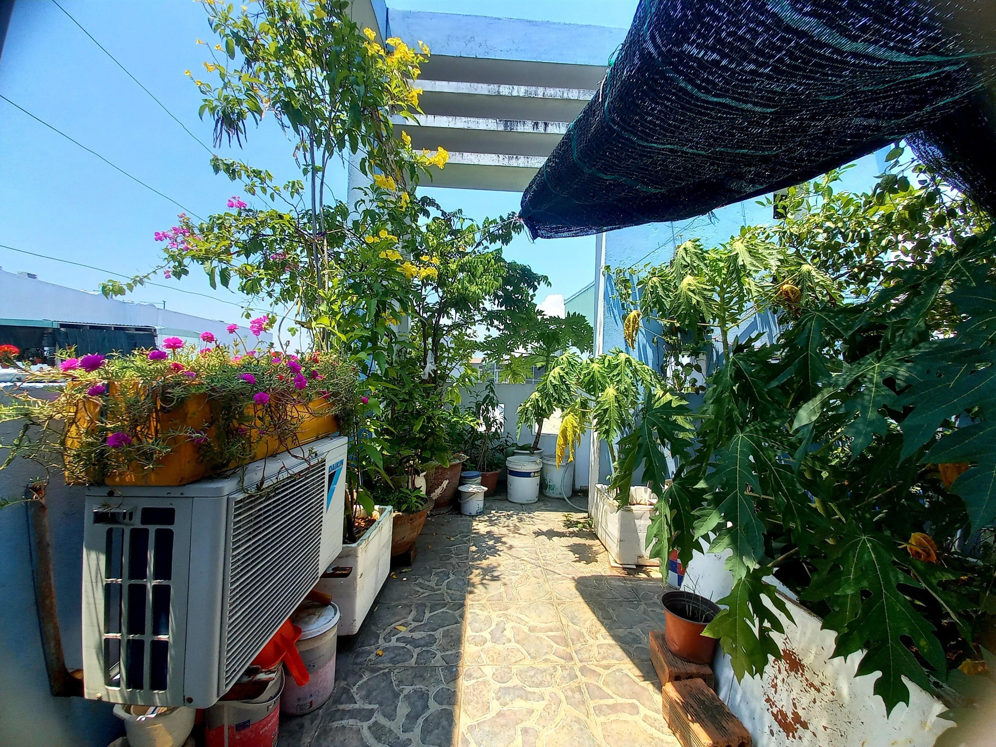 Bán nhà đường 2 tháng 9, Hải Châu. DT 79 m2. 4 tầng. Đường ô tô. Gần Helio. Chỉ 5,35 tỷ.