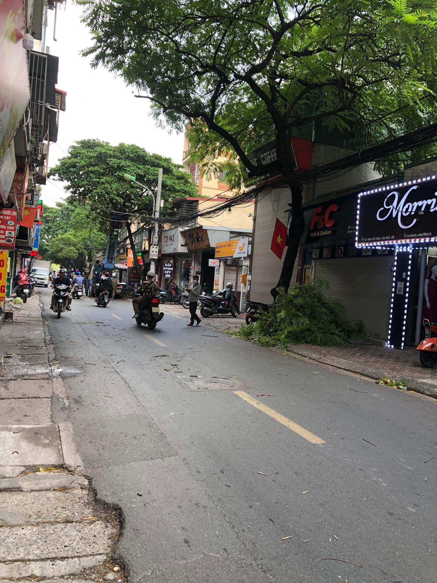 Bán nhà mặt phố Doãn Kế Thiện, Mai Dịch, Cầu Giấy 83m2, 4 tầng