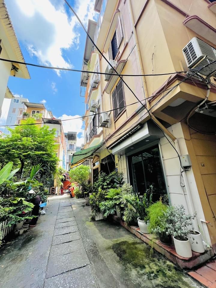 THANH XUÂN- TRƯỜNG CHINH - PHÂN LÔ, NGÕ RỘNG 5M - DÂN TRÍ CAO AN NINH TỐT - THOÁNG TRƯỚC SAU NHỈNH 6 tỷ