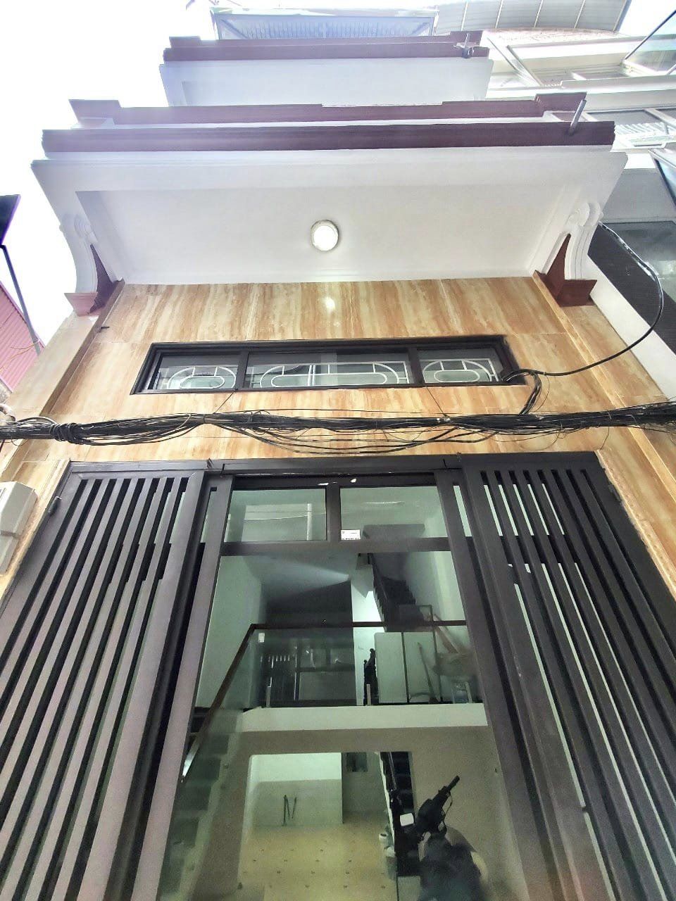 Bán nhà Phố Trần Duy Hưng, Cầu Giấy, 50m2, 4 tầng CHỦ TỰ XÂY, NGÕ THÔNG THOÁNG, TẶNG NỘI THẤT ở ngay