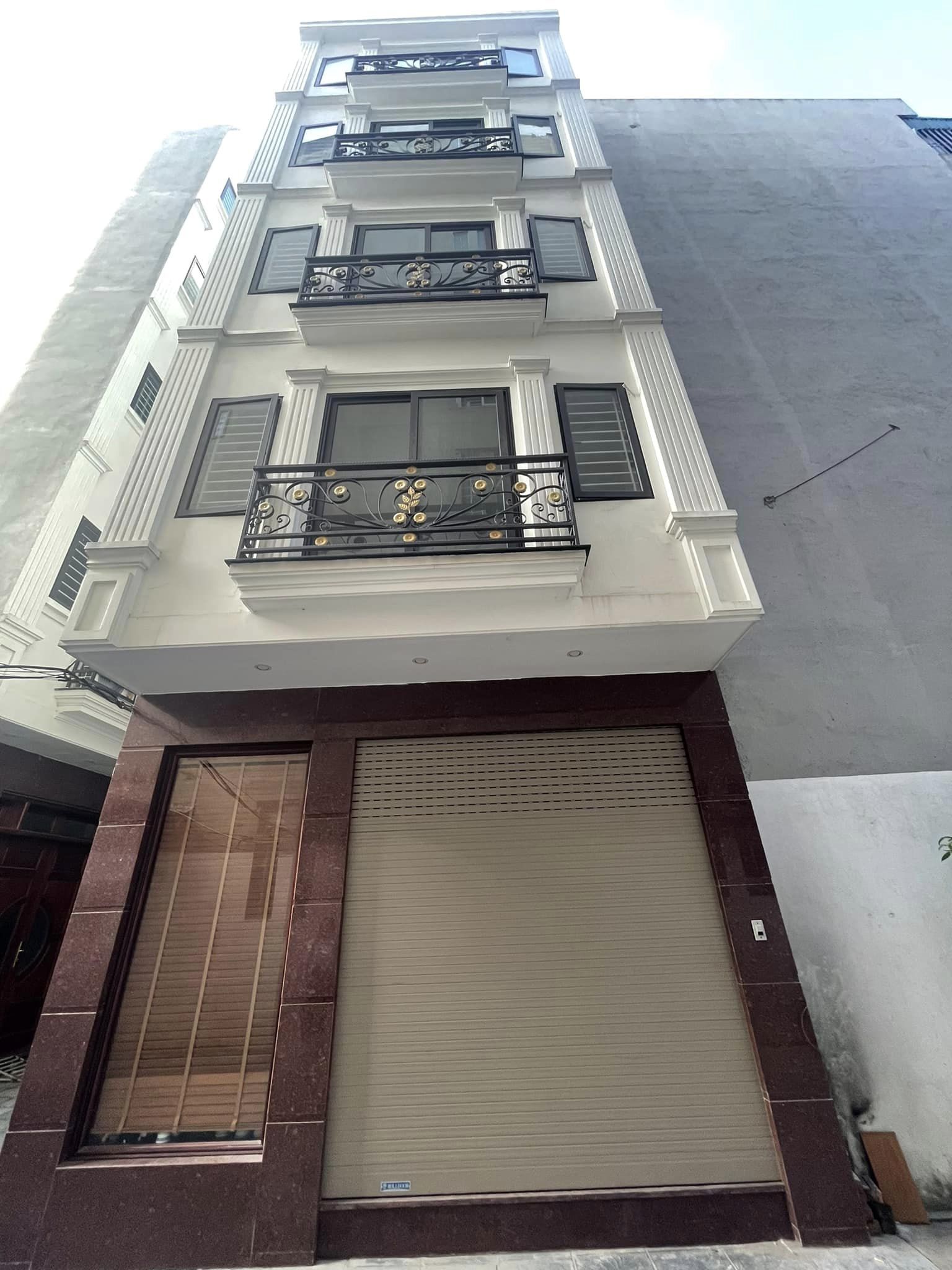 SIÊU HIẾM !! CHÍNH CHỦ gửi bán nhà phố Lê Đức Thọ Nam Từ Liêm 55m2, MT5m, 5 tầng Lô góc NHÀ ĐẸP TẶNG NỘI THẤT VIP