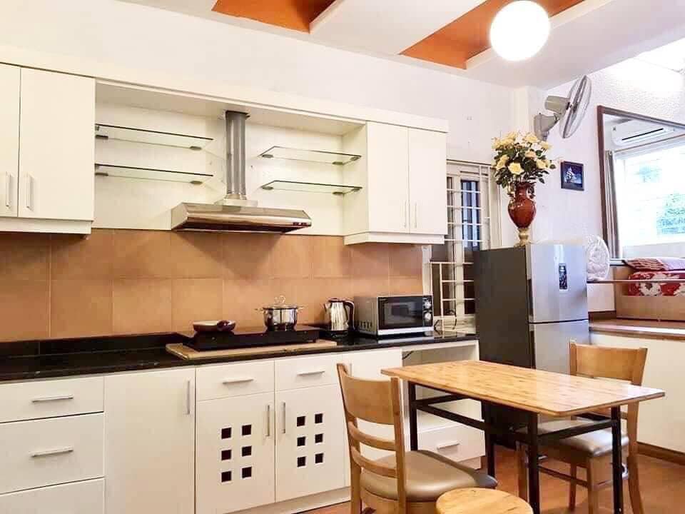 Bán nhà ngõ 50 Võng thị, Tây Hồ, 20m Ô TÔ- NHÀ ĐẸP Ở LUÔN 5.3 tỷ