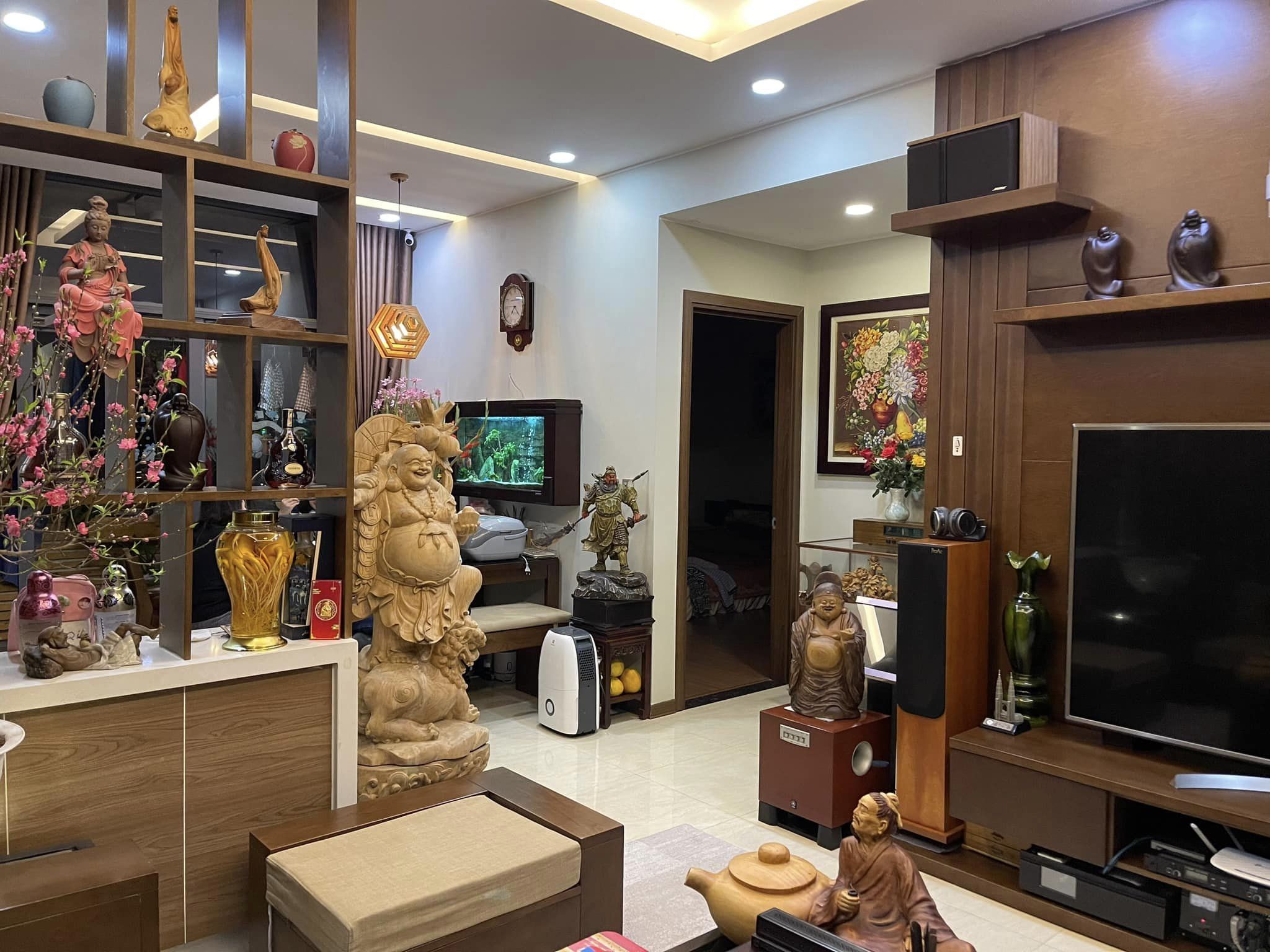 BÁN NHÀ NGUYỄN CHÍ THANH, PHÂN LÔ HAI MẶT THOÁNG, Ô TÔ ĐỖ CỬA, KD VĂN PHÒNG.