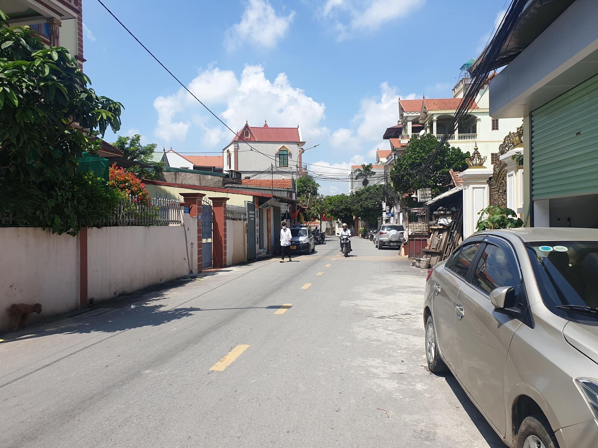 Bán nhà Rẻ nhất La Tinh, Đông La , Hoài Đức 106m Ô tô vào nhà chỉ 4,x tỷ