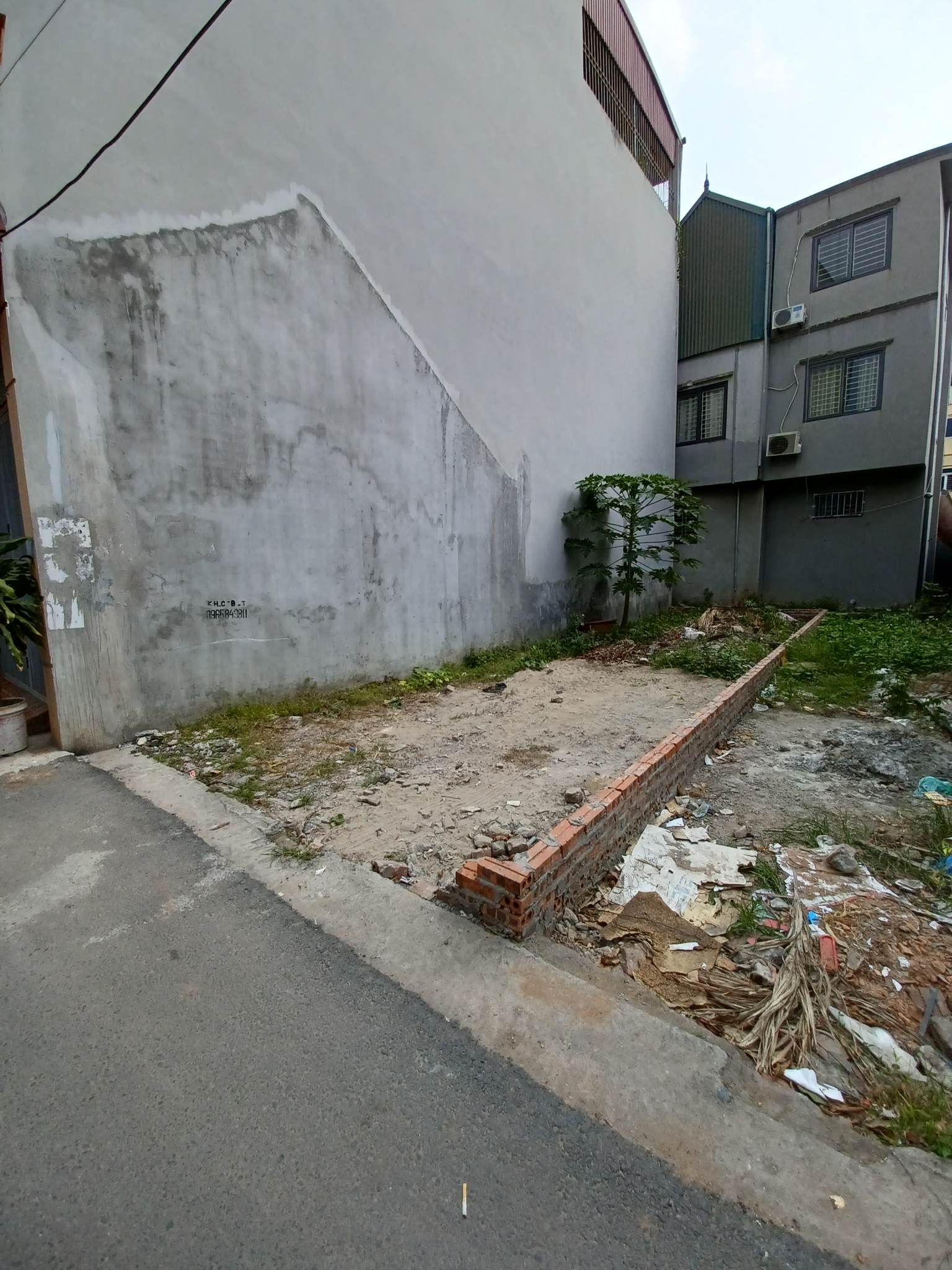 Chính chủ bán gấp 50m2 đất DV Cây Quýt-Văn khê-La khê-Hđ chỉ nhỉnh 5 tỷ.Phân lô bàn cờ,vỉa hè,ô tô tránh,Kd sầm uất