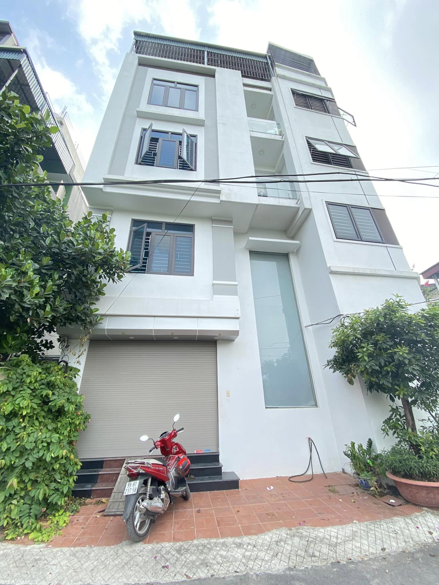 BÁN NHÀ ĐÔNG NGẠC_PHÂN LÔ VỈA HÈ Ô TÔ TRÁNH_KINH DOANH_TẶNG NỘI THẤT 80m 5T MT 6,6m NHỈNH 13 TỶ