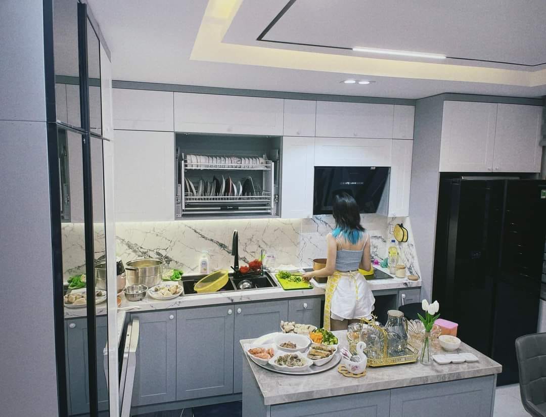 Mặt Phố Huế Hoàn Kiếm Sát Hàng Bài -465M2 Mặt Tiền 10M-285 Tỷ