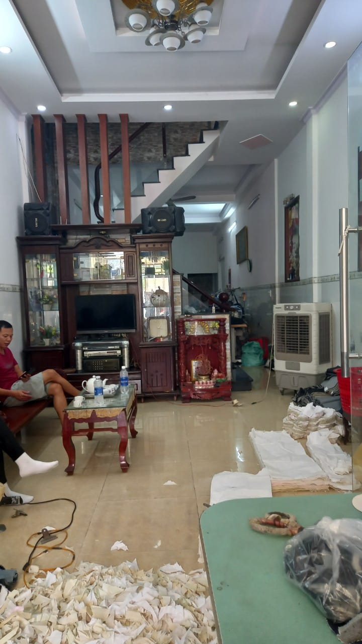 Ngộp bank- Rẻ Bèo - Măt Tiền Đường TCH 10m - 3 tầng -105m2 - Chỉ 5 tỷ1